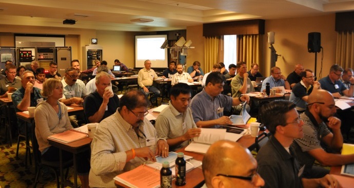 Participants listen to a technical presentation at the 2016 Forum.