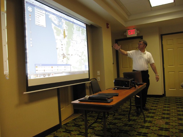 Doug Galarus presents the OSS website. Doug Galarus presents the OSS website.